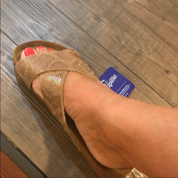 Ladies Birkenstock sandals - Picture 4 of 4